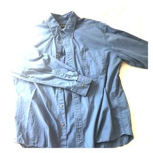 Vintage Eddie Bauer Long Sleeve Button-Up! 🔥